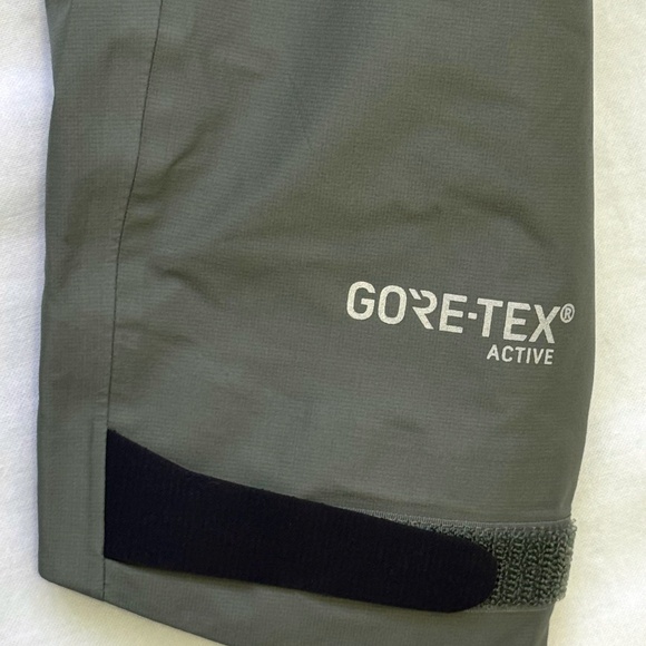 REI Drypoint GTX Gore-Tex rain jacket, women's M, sage green, NWOT - Picture 7 of 11